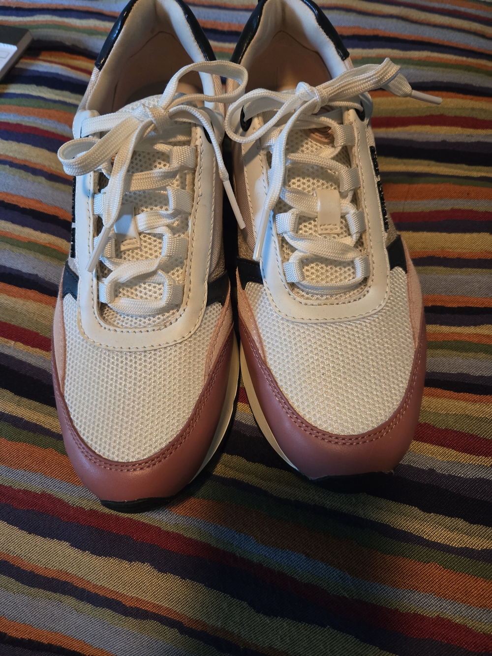 Michael Kors Women’s White and Pink Mixed Media Trainers/ Sneakers 6M NWOT